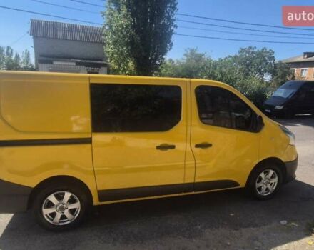 Желтый Рено Трафик, объемом двигателя 1.6 л и пробегом 200 тыс. км за 16500 $, фото 5 на Automoto.ua