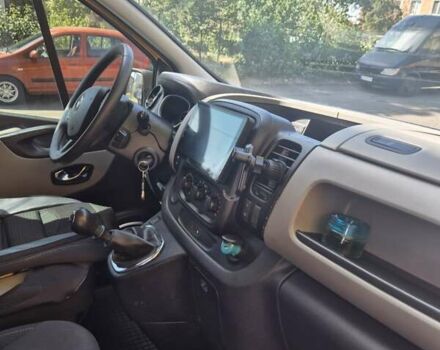 Желтый Рено Трафик, объемом двигателя 1.6 л и пробегом 200 тыс. км за 16500 $, фото 20 на Automoto.ua