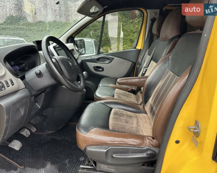 Рено Трафик 2017 в Каменское - Днепродзержинск на Automoto.ua Желтый Рено Трафик, объемом двигателя 1.6 л и пробегом 140 тыс. км за 11700 $, фото 13 на Automoto.ua