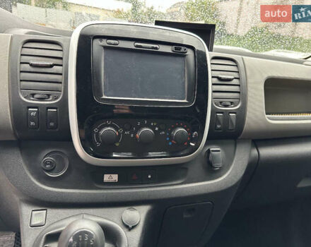 Рено Трафик 2017 в Каменское - Днепродзержинск на Automoto.ua Желтый Рено Трафик, объемом двигателя 1.6 л и пробегом 140 тыс. км за 11700 $, фото 19 на Automoto.ua