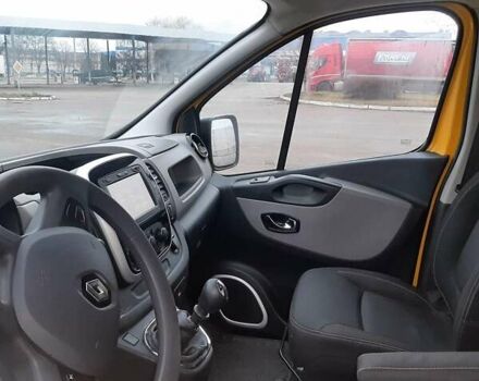 Жовтий Рено Трафік, об'ємом двигуна 1.6 л та пробігом 260 тис. км за 12500 $, фото 9 на Automoto.ua