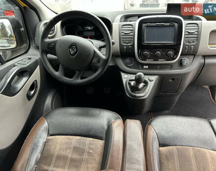 Рено Трафик 2017 в Каменское - Днепродзержинск на Automoto.ua Желтый Рено Трафик, объемом двигателя 1.6 л и пробегом 140 тыс. км за 11700 $, фото 11 на Automoto.ua