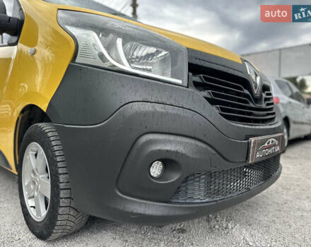 Рено Трафик 2017 в Каменское - Днепродзержинск на Automoto.ua Желтый Рено Трафик, объемом двигателя 1.6 л и пробегом 140 тыс. км за 11700 $, фото 6 на Automoto.ua