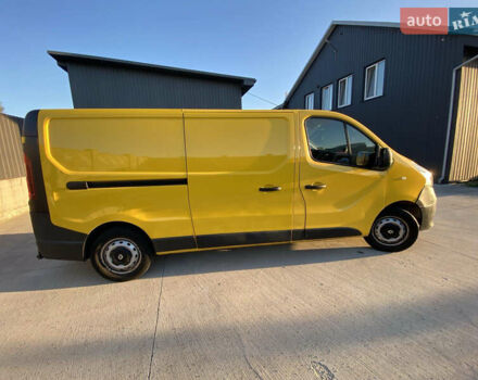 Желтый Рено Трафик, объемом двигателя 1.6 л и пробегом 130 тыс. км за 13071 $, фото 7 на Automoto.ua