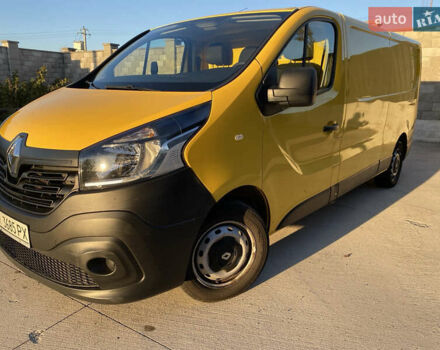 Желтый Рено Трафик, объемом двигателя 1.6 л и пробегом 130 тыс. км за 13071 $, фото 9 на Automoto.ua