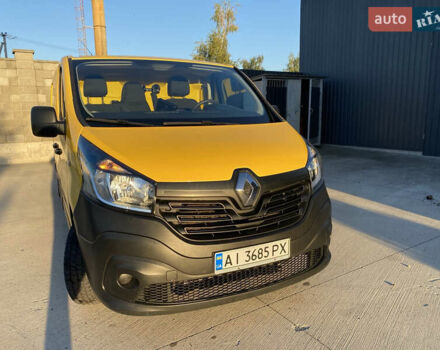 Желтый Рено Трафик, объемом двигателя 1.6 л и пробегом 130 тыс. км за 13071 $, фото 8 на Automoto.ua
