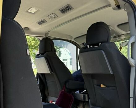 Желтый Рено Трафик, объемом двигателя 2 л и пробегом 350 тыс. км за 13000 $, фото 6 на Automoto.ua