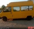 Желтый Рено Трафик, объемом двигателя 1.7 л и пробегом 303 тыс. км за 1400 $, фото 1 на Automoto.ua