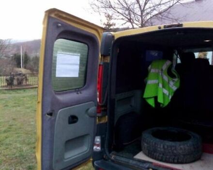 Рено Трафик 2007 в Самборе на Automoto.ua Желтый Рено Трафик, объемом двигателя 0 л и пробегом 243 тыс. км за 9500 $, фото 1 на Automoto.ua