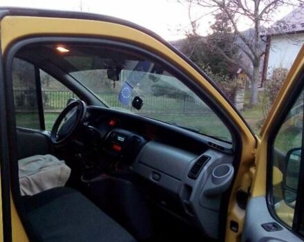 Рено Трафик 2007 в Самборе на Automoto.ua Желтый Рено Трафик, объемом двигателя 0 л и пробегом 243 тыс. км за 9500 $, фото 5 на Automoto.ua