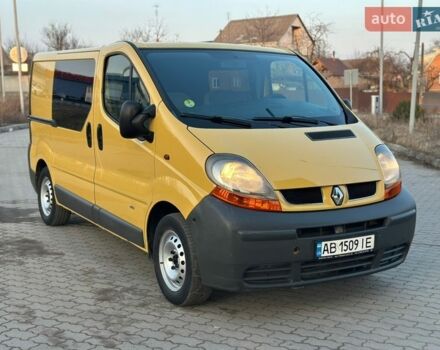 Желтый Рено Трафик, объемом двигателя 1.9 л и пробегом 277 тыс. км за 5800 $, фото 1 на Automoto.ua
