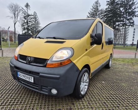 Жовтий Рено Трафік, об'ємом двигуна 1.9 л та пробігом 350 тис. км за 5950 $, фото 1 на Automoto.ua