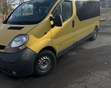 Желтый Рено Трафик, объемом двигателя 1.9 л и пробегом 450 тыс. км за 5200 $, фото 1 на Automoto.ua
