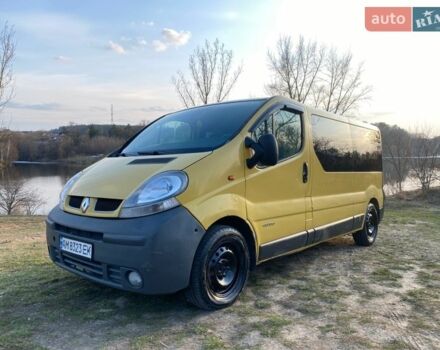 Желтый Рено Трафик, объемом двигателя 1.87 л и пробегом 540 тыс. км за 4999 $, фото 1 на Automoto.ua