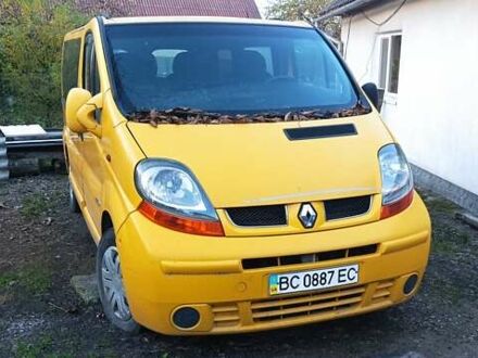 Жовтий Рено Трафік, об'ємом двигуна 1.87 л та пробігом 390 тис. км за 6500 $, фото 1 на Automoto.ua