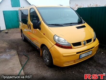 Жовтий Рено Трафік, об'ємом двигуна 1.9 л та пробігом 421 тис. км за 6000 $, фото 1 на Automoto.ua
