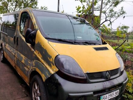Рено Трафік 2005 у Кропивницькому (Кіровограді) на Automoto.ua Жовтий Рено Трафік, об'ємом двигуна 2.5 л та пробігом 340 тис. км за 4500 $, фото 1 на Automoto.ua
