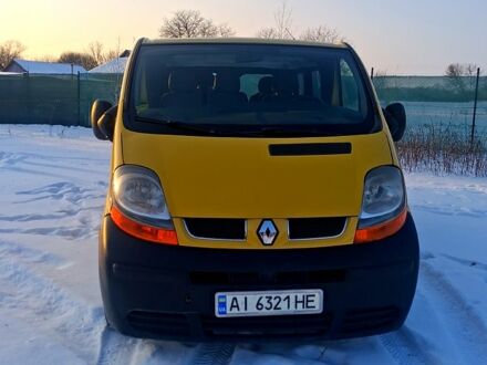 Жовтий Рено Трафік, об'ємом двигуна 1.9 л та пробігом 30900 тис. км за 7200 $, фото 1 на Automoto.ua