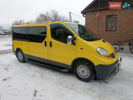 Жовтий Рено Трафік, об'ємом двигуна 2 л та пробігом 277 тис. км за 8900 $, фото 1 на Automoto.ua