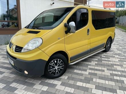 Жовтий Рено Трафік, об'ємом двигуна 2 л та пробігом 413 тис. км за 8777 $, фото 1 на Automoto.ua