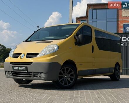Жовтий Рено Трафік, об'ємом двигуна 2 л та пробігом 250 тис. км за 10999 $, фото 1 на Automoto.ua
