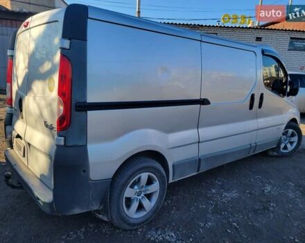 Серый Рено Трафик, объемом двигателя 2 л и пробегом 309 тыс. км за 6600 $, фото 3 на Automoto.ua