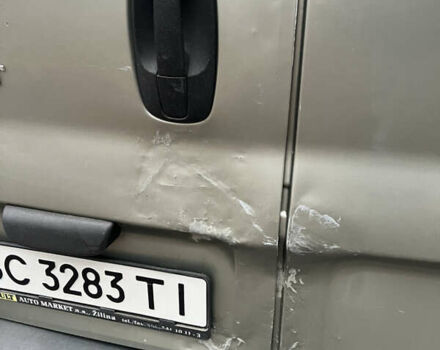 Серый Рено Трафик, объемом двигателя 2 л и пробегом 331 тыс. км за 8500 $, фото 5 на Automoto.ua