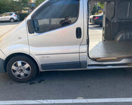 Сірий Рено Трафік, об'ємом двигуна 2.46 л та пробігом 300 тис. км за 6500 $, фото 7 на Automoto.ua