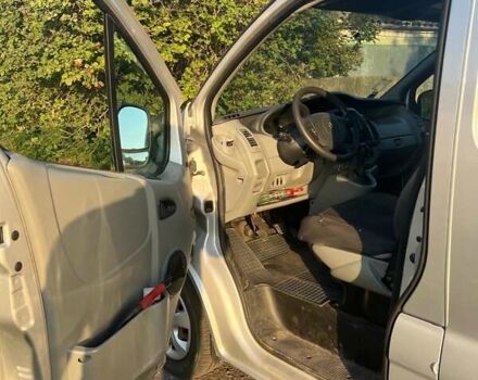 Серый Рено Трафик, объемом двигателя 2 л и пробегом 169 тыс. км за 15500 $, фото 12 на Automoto.ua