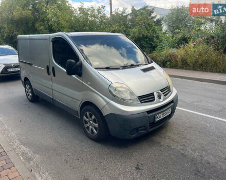 Сірий Рено Трафік, об'ємом двигуна 2.46 л та пробігом 300 тис. км за 6500 $, фото 3 на Automoto.ua