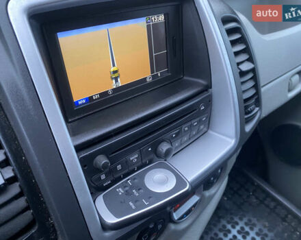 Серый Рено Трафик, объемом двигателя 2 л и пробегом 300 тыс. км за 13800 $, фото 41 на Automoto.ua