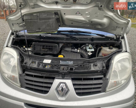 Серый Рено Трафик, объемом двигателя 2 л и пробегом 300 тыс. км за 13800 $, фото 47 на Automoto.ua