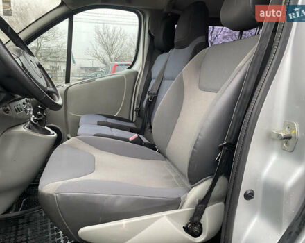 Серый Рено Трафик, объемом двигателя 2 л и пробегом 300 тыс. км за 13800 $, фото 37 на Automoto.ua