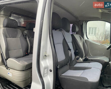 Серый Рено Трафик, объемом двигателя 2 л и пробегом 300 тыс. км за 13800 $, фото 27 на Automoto.ua