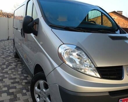 Серый Рено Трафик, объемом двигателя 2 л и пробегом 235 тыс. км за 13750 $, фото 15 на Automoto.ua