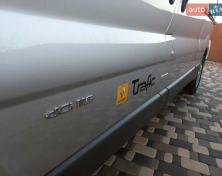 Серый Рено Трафик, объемом двигателя 2 л и пробегом 235 тыс. км за 13750 $, фото 17 на Automoto.ua