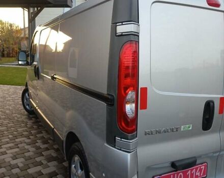 Серый Рено Трафик, объемом двигателя 2 л и пробегом 235 тыс. км за 13750 $, фото 19 на Automoto.ua