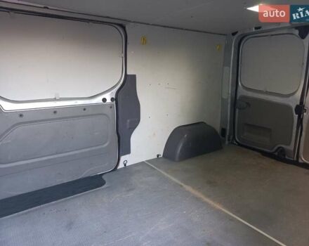 Серый Рено Трафик, объемом двигателя 2 л и пробегом 235 тыс. км за 13750 $, фото 53 на Automoto.ua