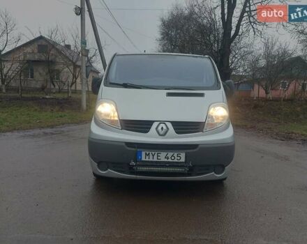Серый Рено Трафик, объемом двигателя 0 л и пробегом 300 тыс. км за 12900 $, фото 3 на Automoto.ua