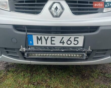 Серый Рено Трафик, объемом двигателя 0 л и пробегом 300 тыс. км за 12900 $, фото 26 на Automoto.ua