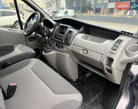 Серый Рено Трафик, объемом двигателя 2 л и пробегом 99 тыс. км за 12999 $, фото 26 на Automoto.ua