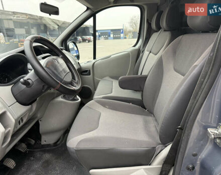 Серый Рено Трафик, объемом двигателя 2 л и пробегом 99 тыс. км за 12999 $, фото 19 на Automoto.ua