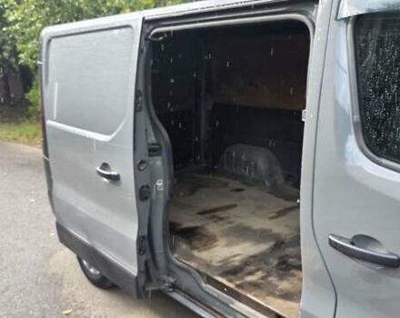 Серый Рено Трафик, объемом двигателя 2 л и пробегом 452 тыс. км за 10800 $, фото 4 на Automoto.ua