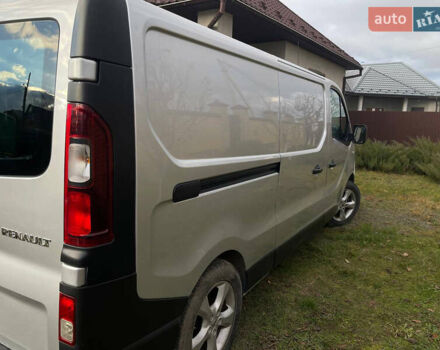 Серый Рено Трафик, объемом двигателя 1.6 л и пробегом 290 тыс. км за 12500 $, фото 4 на Automoto.ua