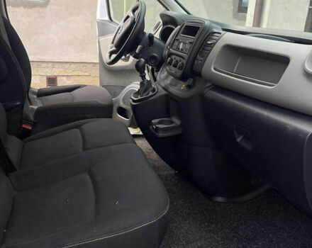 Серый Рено Трафик, объемом двигателя 1.6 л и пробегом 290 тыс. км за 12500 $, фото 7 на Automoto.ua