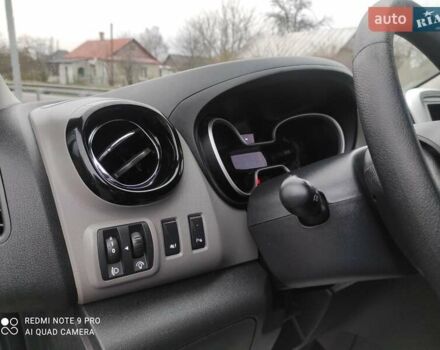 Сірий Рено Трафік, об'ємом двигуна 1.6 л та пробігом 230 тис. км за 13900 $, фото 8 на Automoto.ua