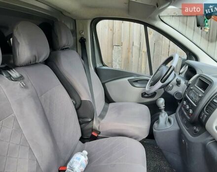Сірий Рено Трафік, об'ємом двигуна 1.6 л та пробігом 189 тис. км за 18000 $, фото 7 на Automoto.ua