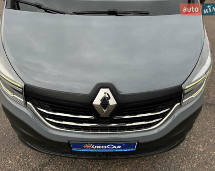 Серый Рено Трафик, объемом двигателя 2 л и пробегом 218 тыс. км за 22500 $, фото 14 на Automoto.ua