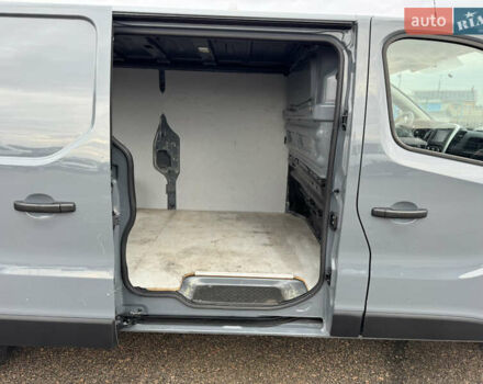 Серый Рено Трафик, объемом двигателя 2 л и пробегом 218 тыс. км за 22500 $, фото 26 на Automoto.ua