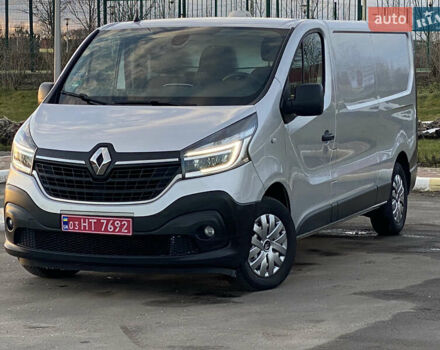 Серый Рено Трафик, объемом двигателя 2 л и пробегом 132 тыс. км за 18700 $, фото 58 на Automoto.ua